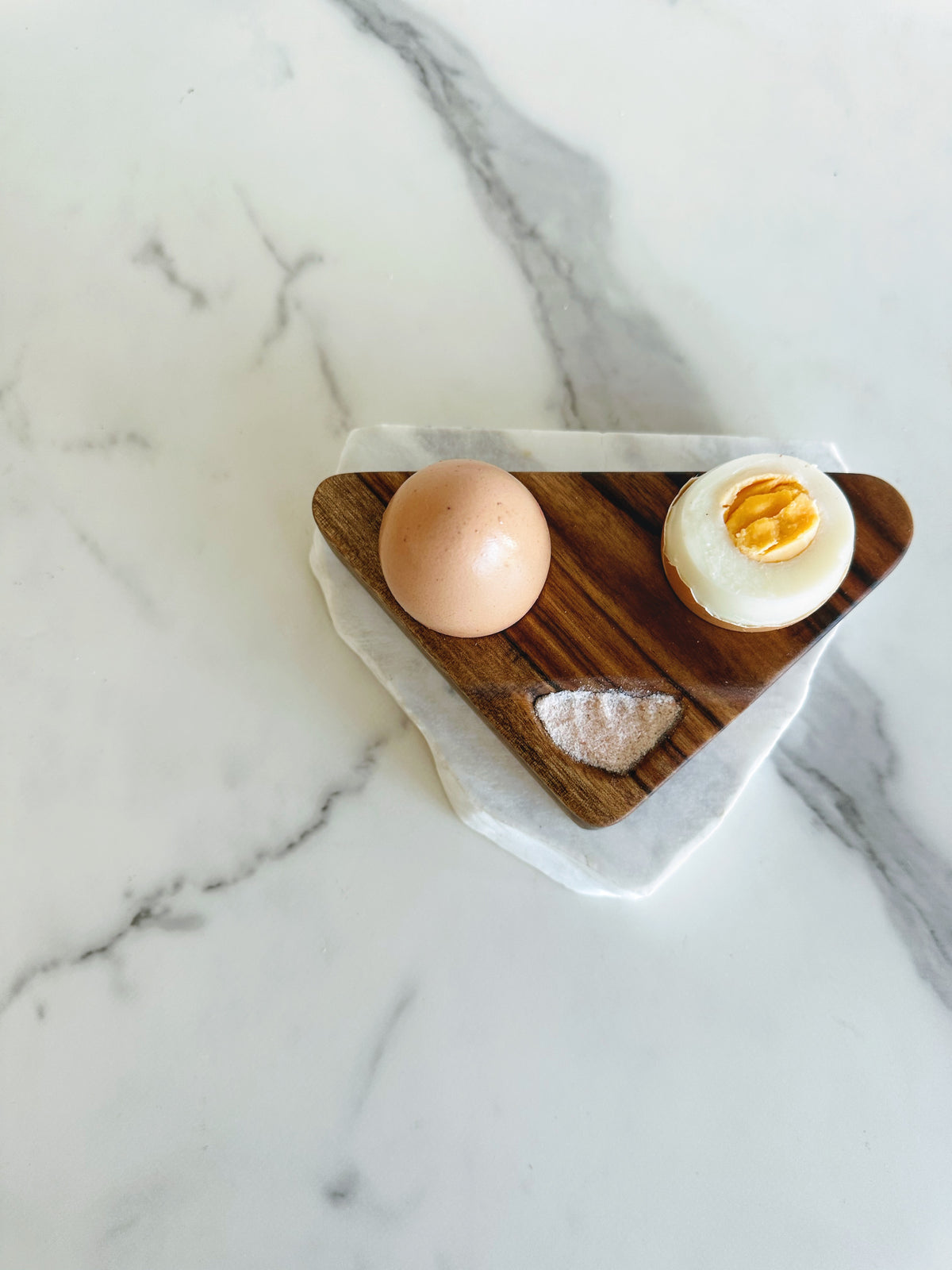 Happy egg plate